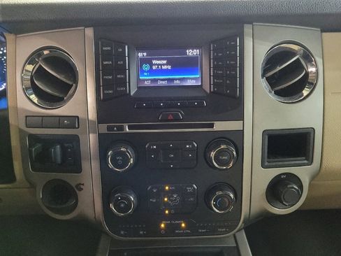 Used 2015 Ford Expedition EL XLT image 25