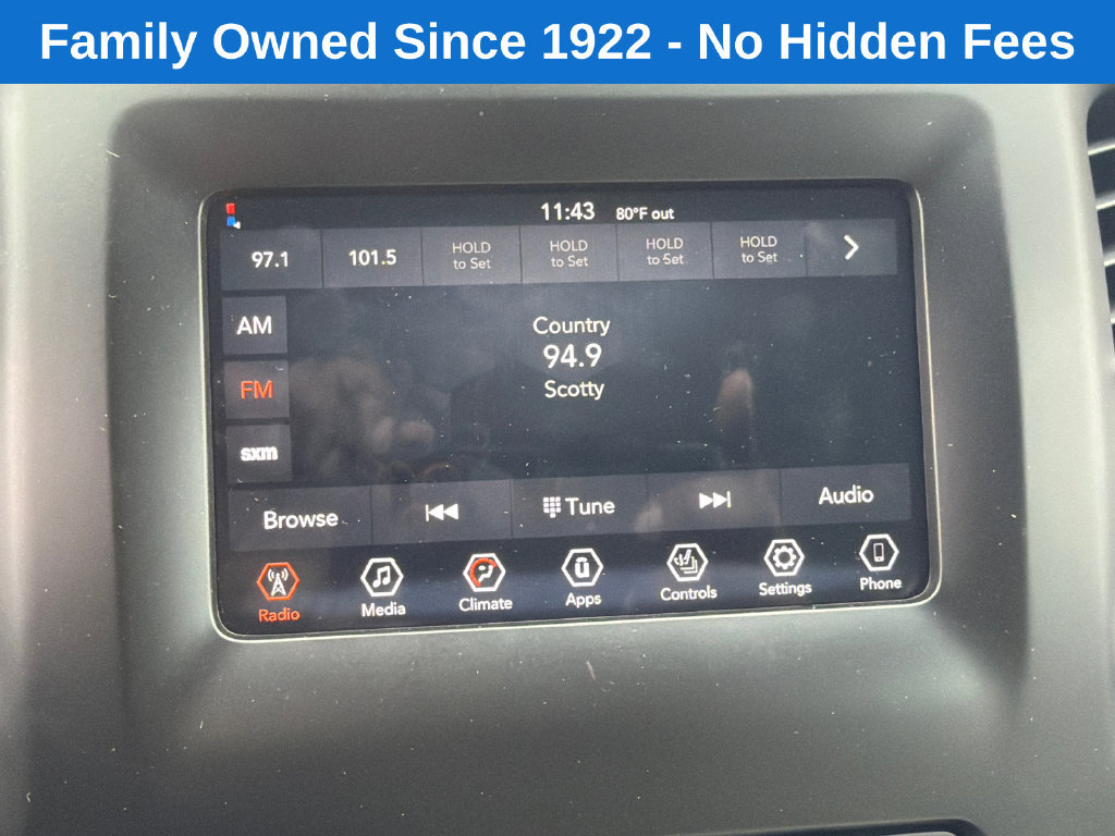 Used 2021 Jeep Cherokee Latitude Lux FWD image 28