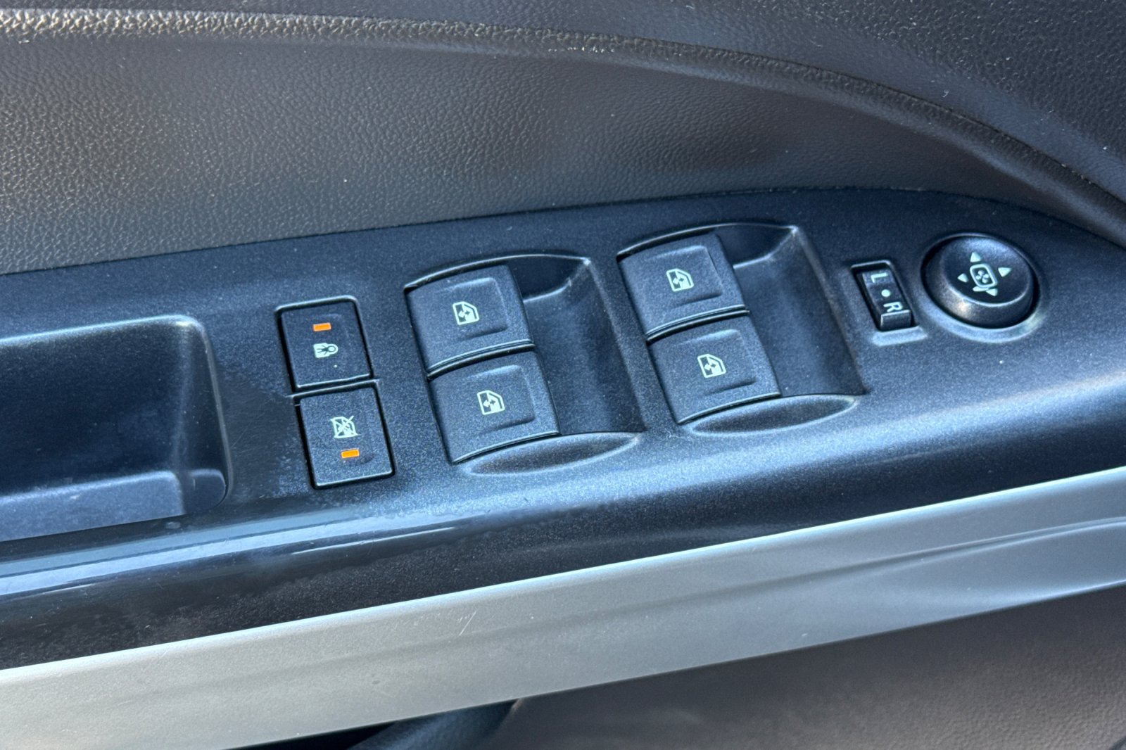 Used 2018 Chevrolet Colorado LT w/ LT Convenience Package AWD/4WD image 11