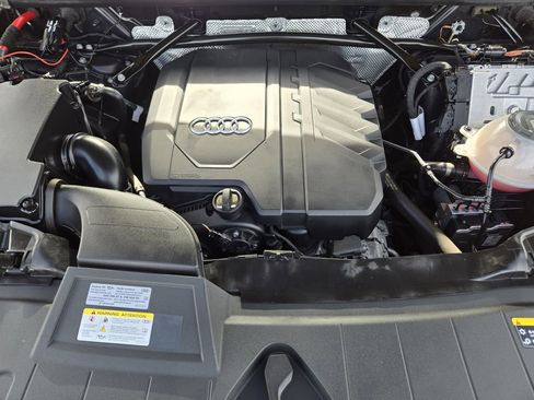 Certified 2023 Audi Q5 2.0T Premium w/ Convenience Package image 39