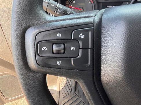 Used 2025 Chevrolet Silverado 1500 Custom Trail Boss AWD/4WD image 17