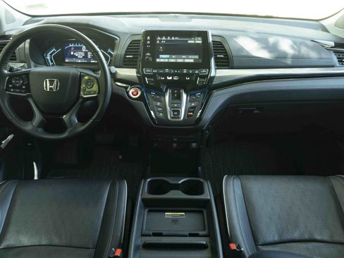 Used 2024 Honda Odyssey Elite image 27