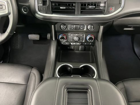 Used 2024 Chevrolet Tahoe Z71 w/ Z71 Off-Road Package image 19