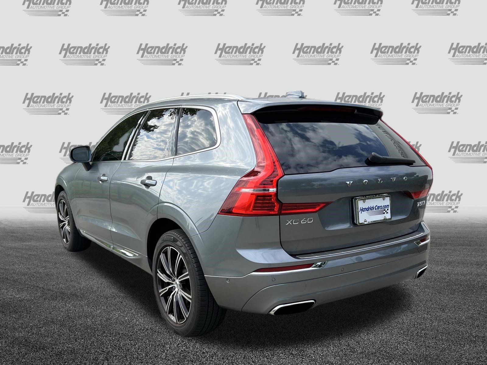 Used 2018 Volvo XC60 T5 Inscription w/ Convenience Package AWD/4WD image 9