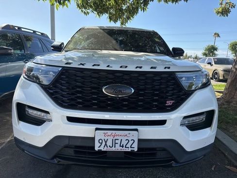 Used 2022 Ford Explorer ST w/ Equipment Group 401A RWD image 5