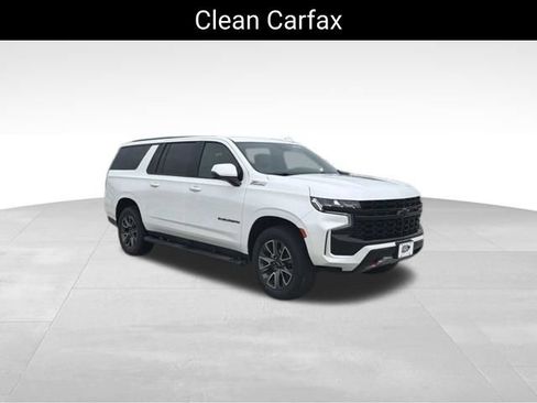 Certified 2023 Chevrolet Suburban Z71 w/ Luxury Package AWD/4WD image 5