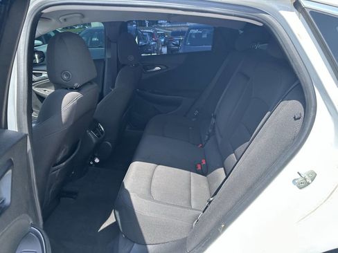 Used 2018 Chevrolet Malibu LT image 8