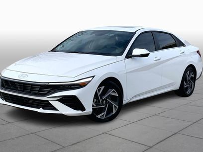 Certified 2025 Hyundai Elantra Limited