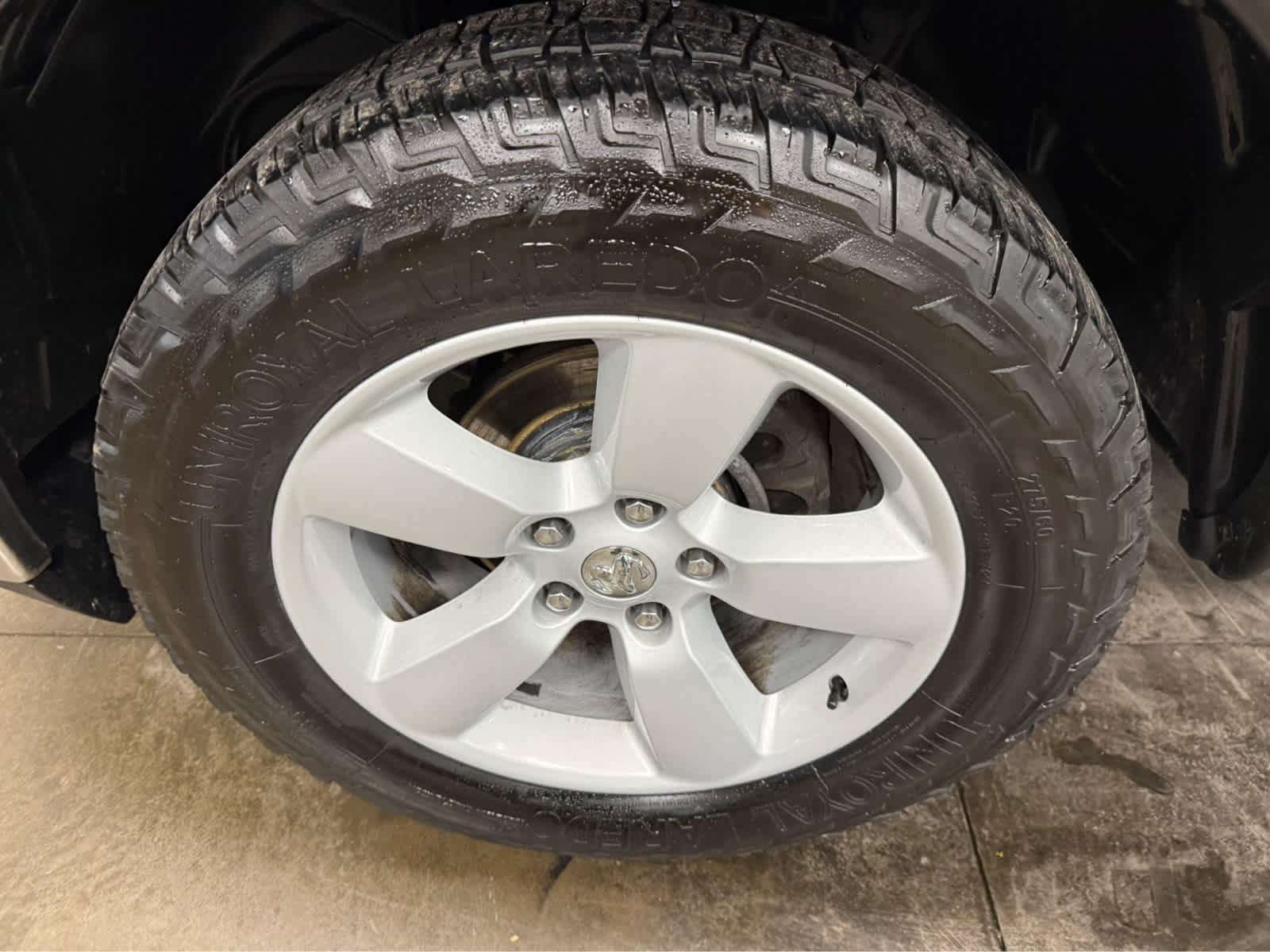 Used 2023 RAM 1500 Classic SLT AWD/4WD image 33