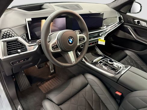 New 2026 BMW X7 xDrive40i image 9