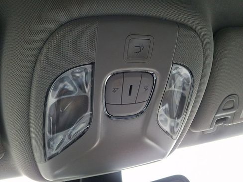 Used 2022 Jeep Compass Latitude w/ Convenience Group AWD/4WD image 26