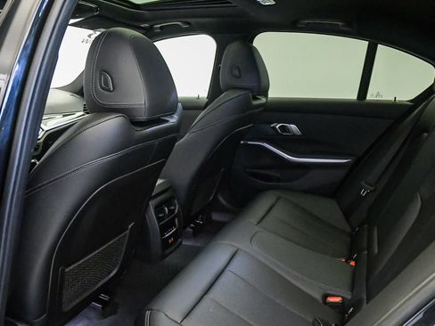Used 2023 BMW 330i Sedan w/ M Sport Package RWD image 19