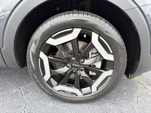 Used 2024 Kia Telluride S w/ S Sunroof Package AWD/4WD image 10