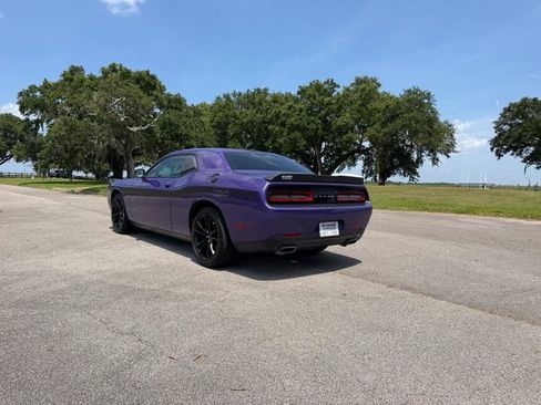 Used 2018 Dodge Challenger SXT w/ Blacktop Package RWD image 3