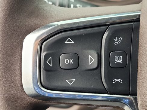 New 2026 RAM 2500 Laramie AWD/4WD image 24