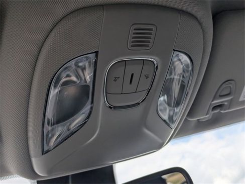 Used 2022 Jeep Compass Limited image 22