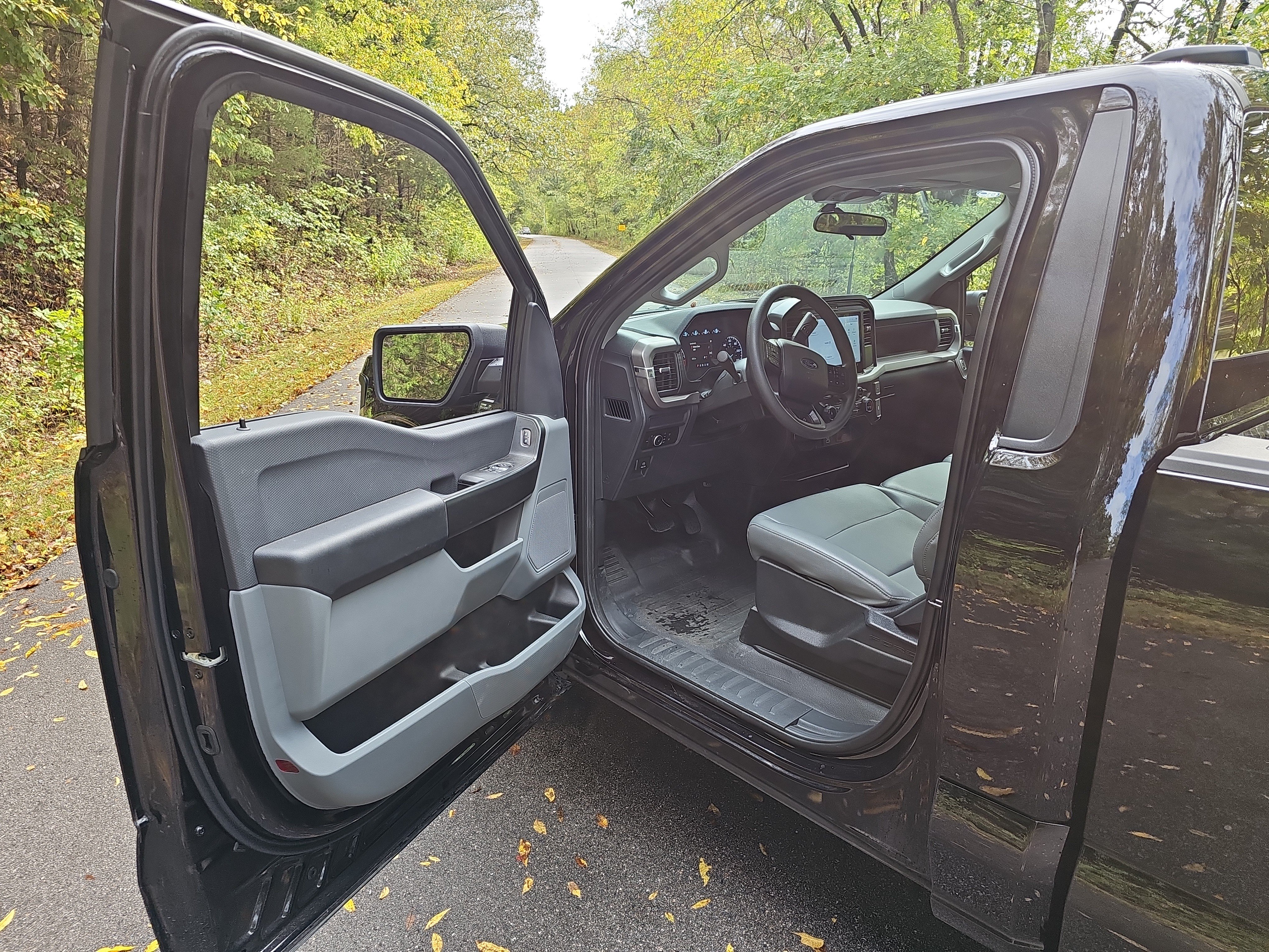 Used 2026 Ford F150 XL w/ Equipment Group 103A High RWD image 13