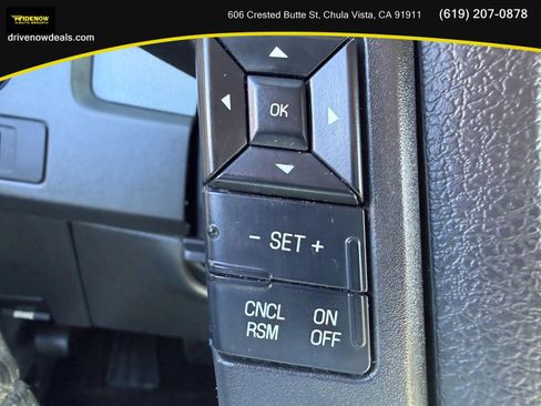 Used 2013 Ford F150 XLT w/ XLT Chrome Pkg image 32