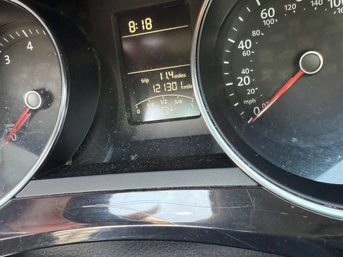 Used 2016 Volkswagen Jetta SEL FWD image 14