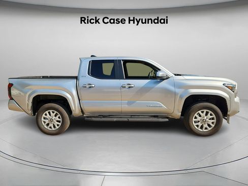 Used 2024 Toyota Tacoma SR5 image 4