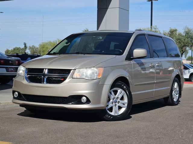 Used 2012 Dodge Grand Caravan Crew w/ Trailer Tow Group FWD image 4