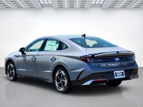 New 2026 Hyundai Sonata SEL FWD image 6