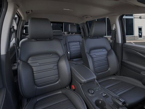 New 2025 Ford Ranger Lariat w/ Black Appearance Package image 10