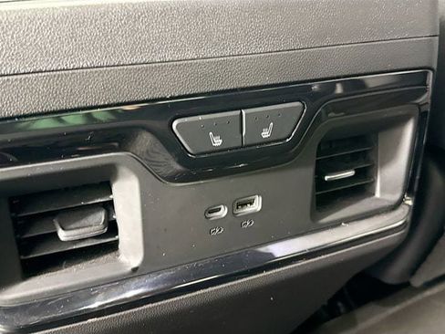 Used 2026 GMC Sierra 1500 AT4 w/ Technology Package AWD/4WD image 29