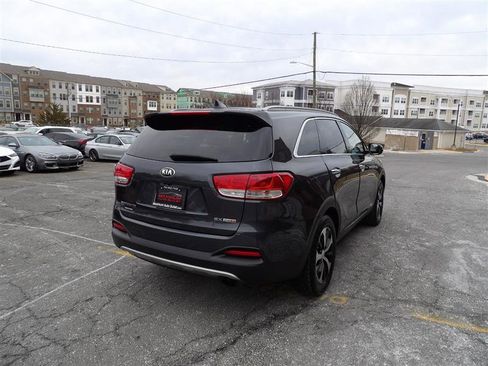 Used 2016 Kia Sorento EX image 6