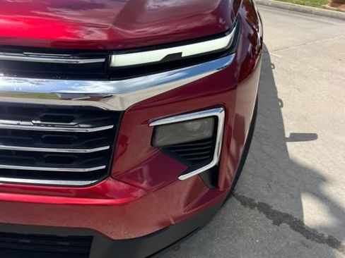 New 2026 Chevrolet Traverse LT w/ Driver Confidence Package FWD image 13