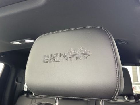 Used 2020 Chevrolet Silverado 3500 High Country image 24