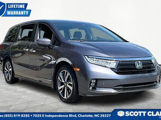 Used 2023 Honda Odyssey Touring video 1