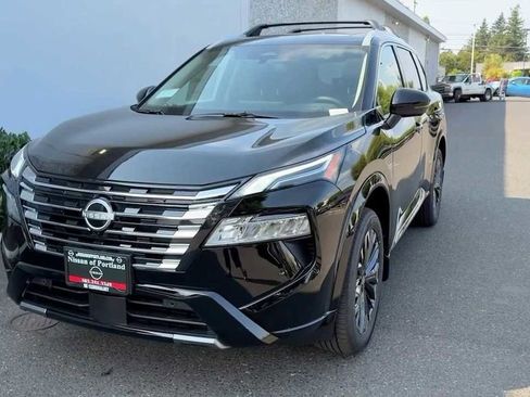 New 2026 Nissan Rogue Platinum w/ Platinum Premium Package image 3