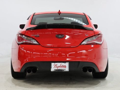 Used 2015 Hyundai Genesis 3.8 RWD image 7