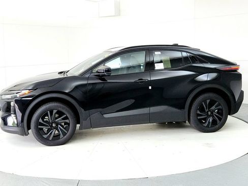 New 2026 Toyota C-HR AWD/4WD image 3