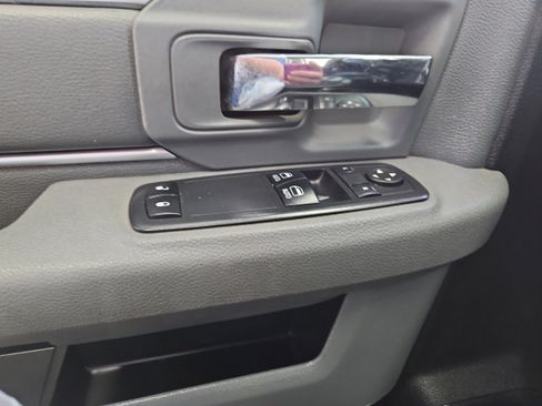 Used 2017 RAM 1500 Tradesman w/ Power & Remote Entry Group image 8