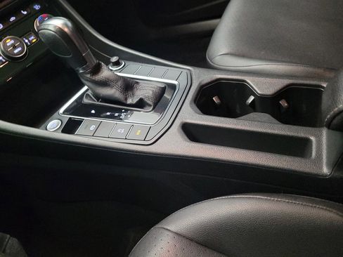 Used 2019 Volkswagen Jetta SE FWD image 26