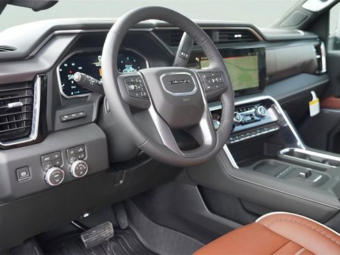 New 2026 GMC Sierra 3500 Denali Ultimate image 7