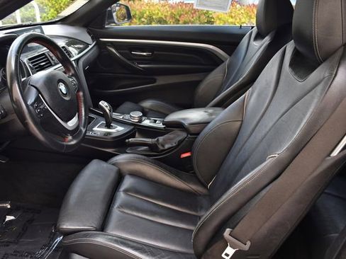 Used 2020 BMW 430i Convertible w/ Convenience Package image 19
