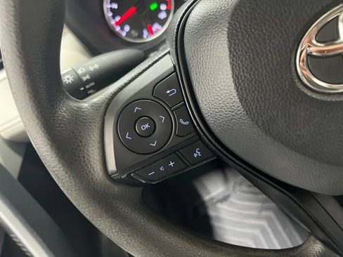 Used 2022 Toyota RAV4 XLE AWD/4WD image 55