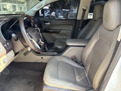 Used 2018 GMC Canyon SLT w/ Driver Alert Package image 9