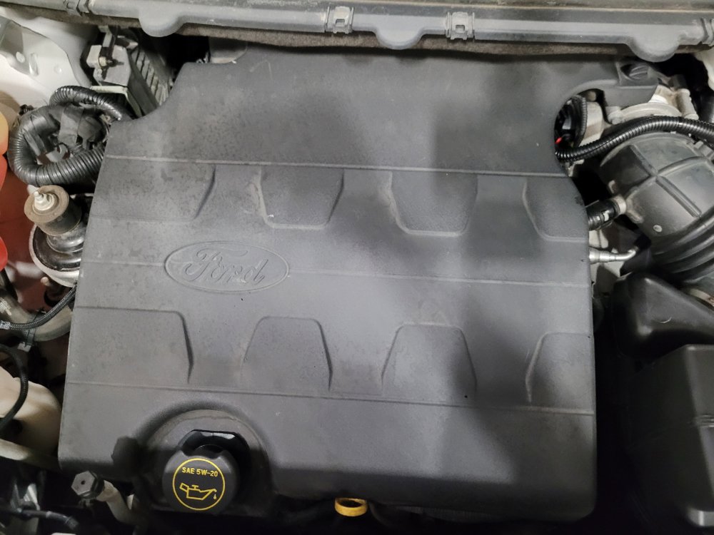 Used 2018 Ford Edge Titanium w/ Equipment Group 301A AWD/4WD image 30