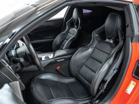 Used 2015 Chevrolet Corvette Z06 w/ 3LZ Preferred Equipment Group image 21