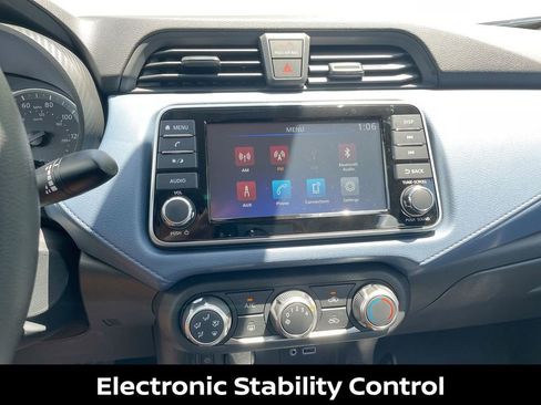 New 2025 Nissan Versa SV w/ Trunk Package FWD image 33