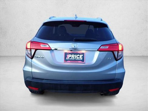 Used 2021 Honda HR-V EX image 3