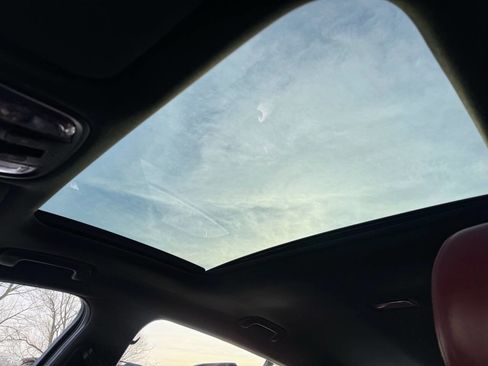 Used 2018 Kia Stinger GT2 image 40