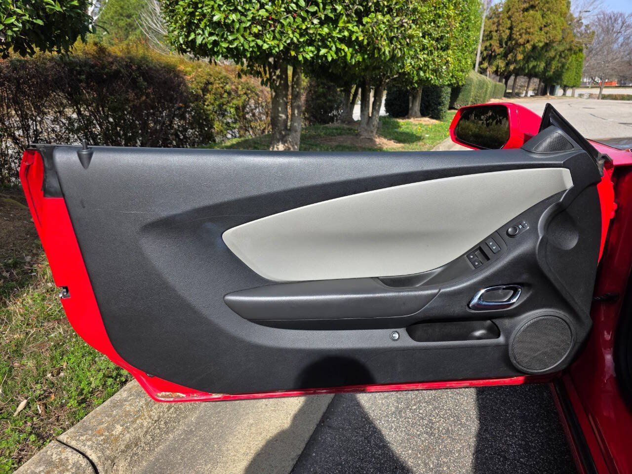 Used 2014 Chevrolet Camaro LS RWD image 9