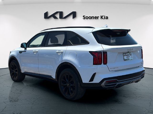 Used 2023 Kia Sorento SX AWD/4WD image 4