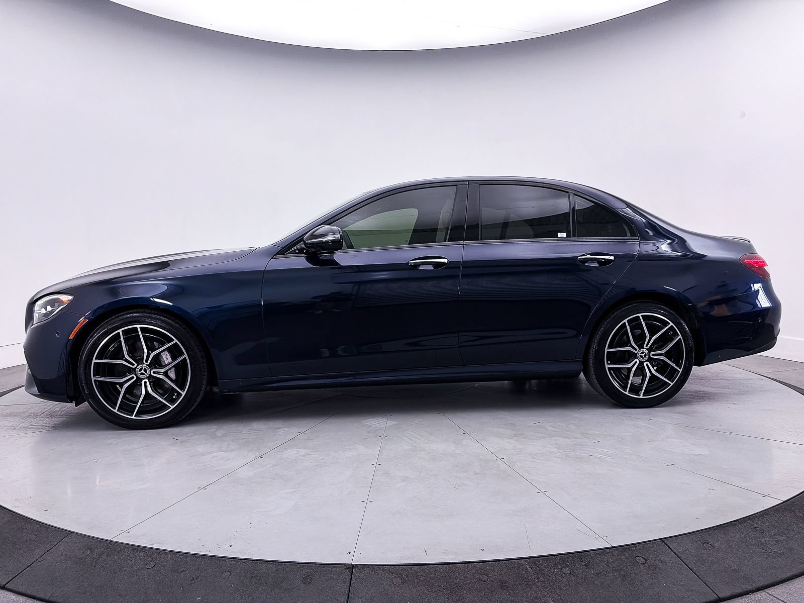 Used 2022 Mercedes-Benz E 350 Sedan image 42