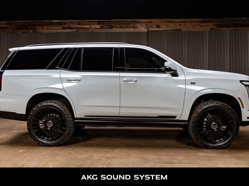 Used 2026 Cadillac Escalade Platinum Sport w/ LPO, Floor Liner Package image 11